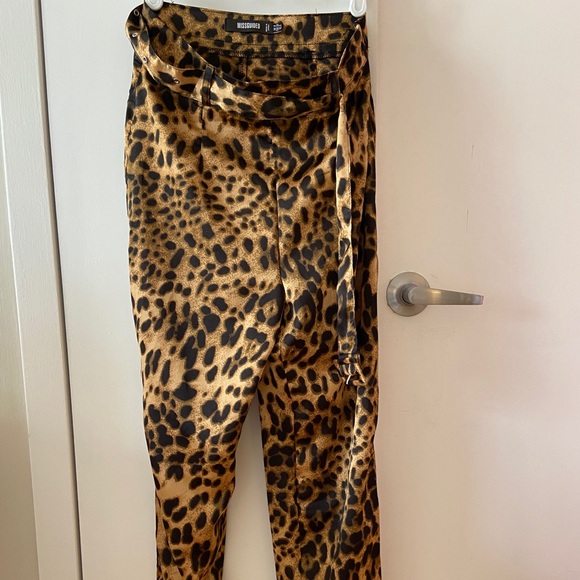 Missguided Leopard print cigarette pants 4 - Picture 5 of 5